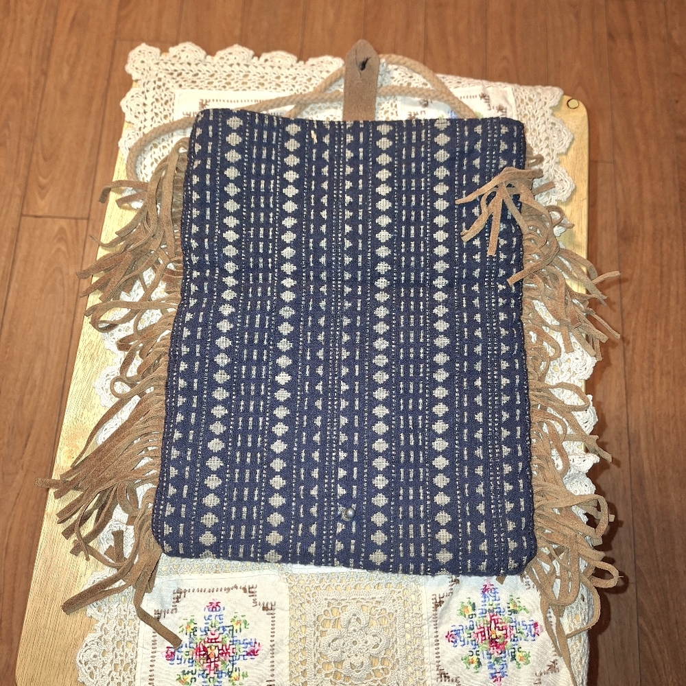 World Market Geometric Patterned Cloth Shoulder B… - image 3